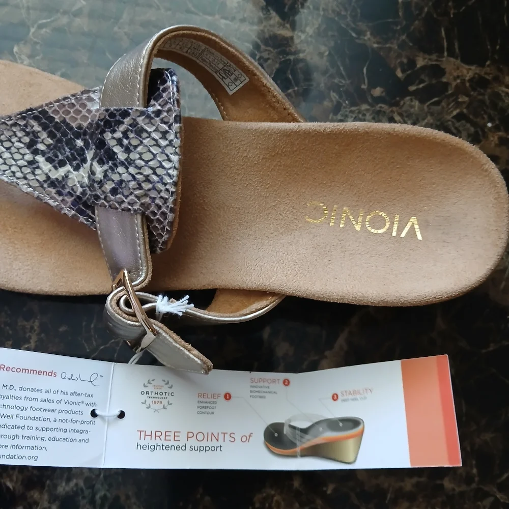 Vionic Women's Metallic Gold Snake-Print Thong Sandals